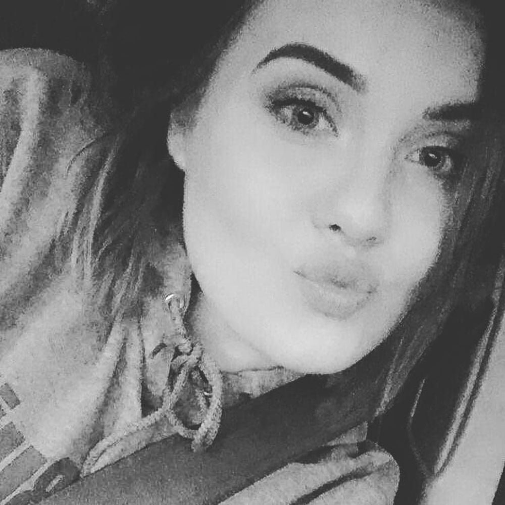 Meet your Posher, Alex